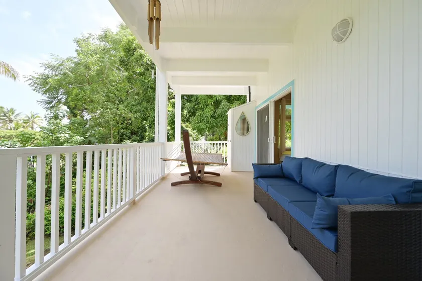 Tranquil Kehena Beach Mezzanine Tropical Retreat - Image 1