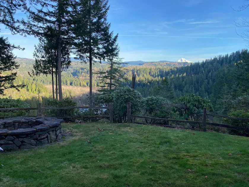 Breathtaking views, Fish, Ski, Mt. Bike, or Hike - Image 1