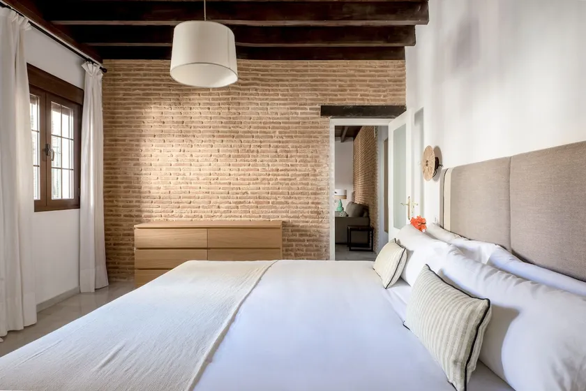 Triana Boutique Apartments by Hommyhome - Image 1