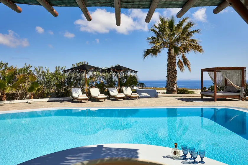 Aquaria 7 BDR Luxury Villa-Private Pool & Jacuzzi-Breakfast incl.,Concierge,Maid - Image 1