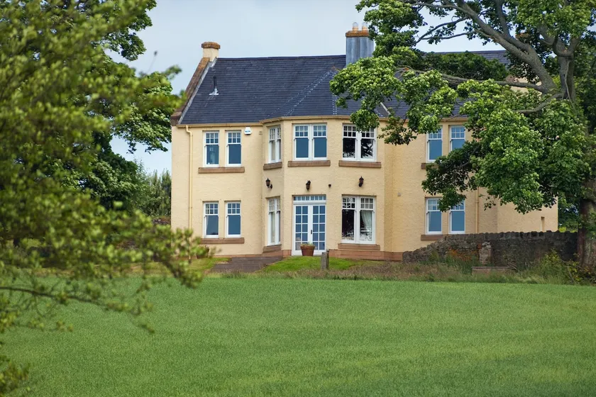 Picturesque Country Lodge | near St Andrews - Image 1