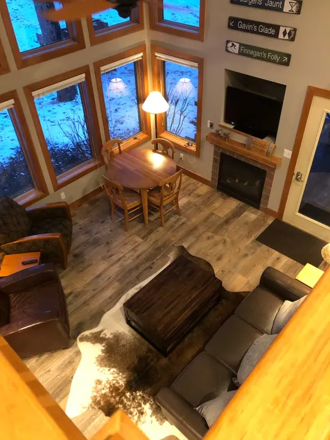 Boyne Mountain Disciples Ridge Ski in/Ski out Lodge, 5 BD/4BA - Sleeps up to 20 - Image 1