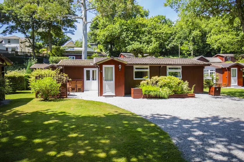 Three Bedroomed Holiday Lodge nr St Austell - Image 1