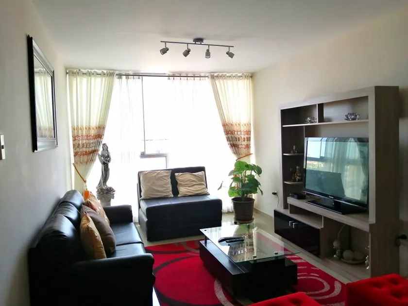Modern Fully Equipped 2C/2B Centrally Located Apartment - Image 1