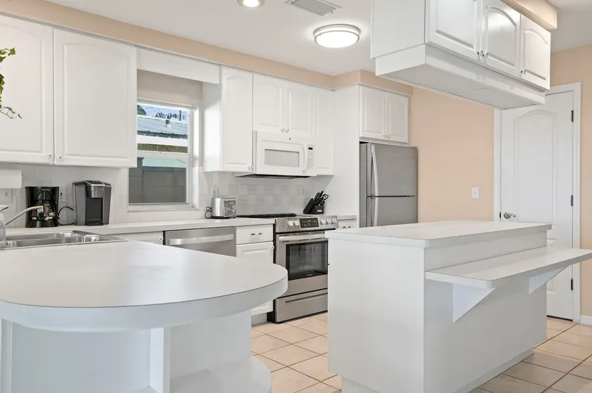 Casey Key Resorts - Beachfront - Image 1