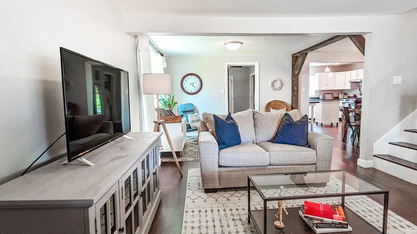 The Getaway - Three Oaks Cottage 3 BR 1. 5 Bath - Image 1