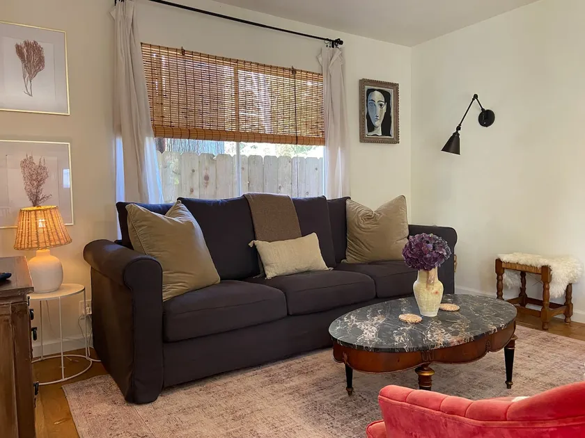 Rock Rose Cottage, Cozy & Peaceful - Image 1