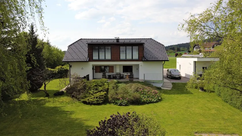House Stadlau - Image 1