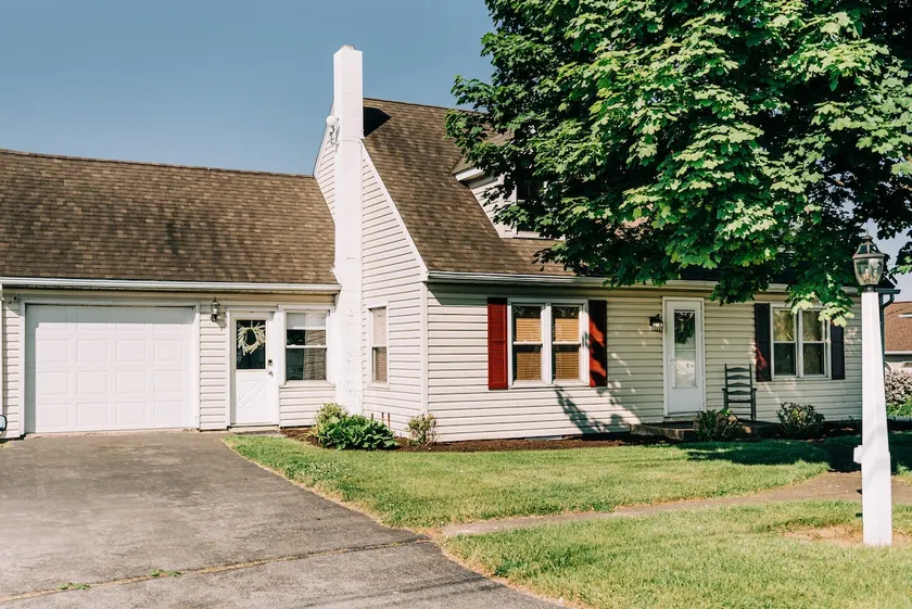 Beth's Cottage - Image 1