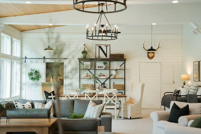 Modern Farmhouse in Wine Country. - Image 1