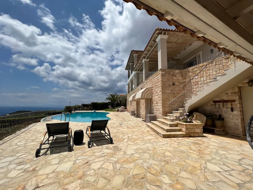 Endless Blue Luxury Sea View Manson Sarwnida - Image 1