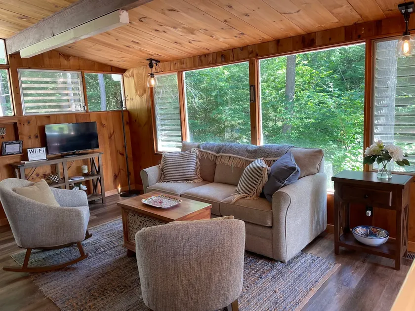 Meredith streamside cottage next to beach - Image 1
