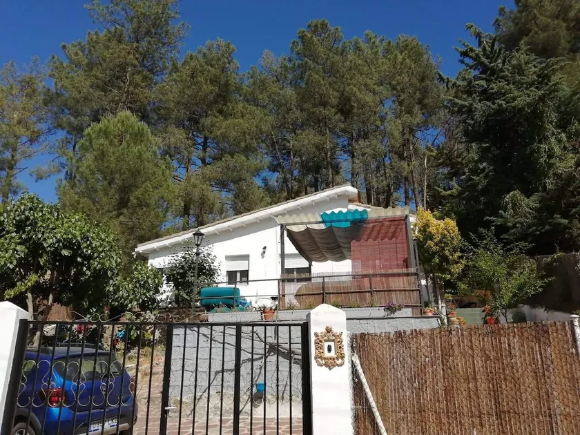 The river house. Mountains and river in Madrid. - Image 1