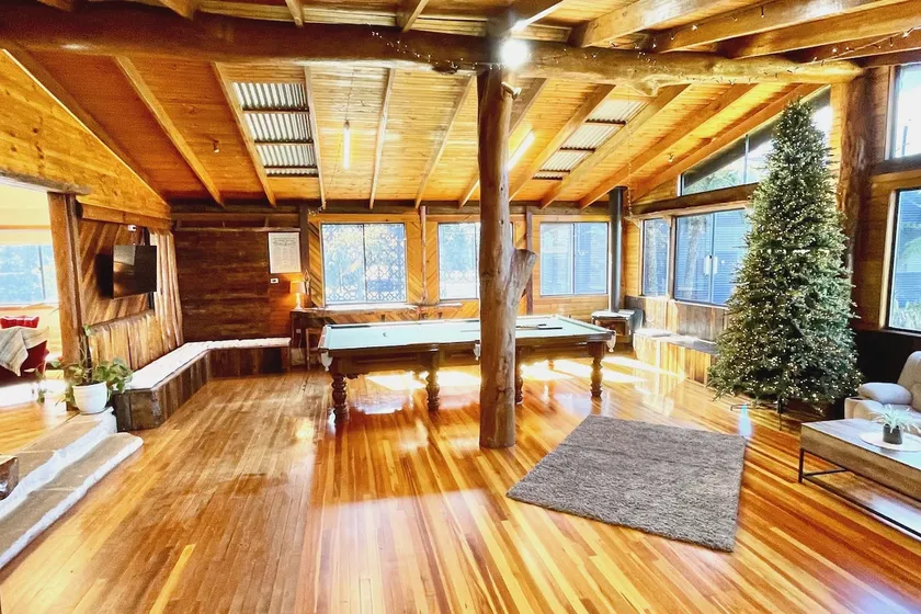 Evergreen House~swimming pool~sauna - Image 1