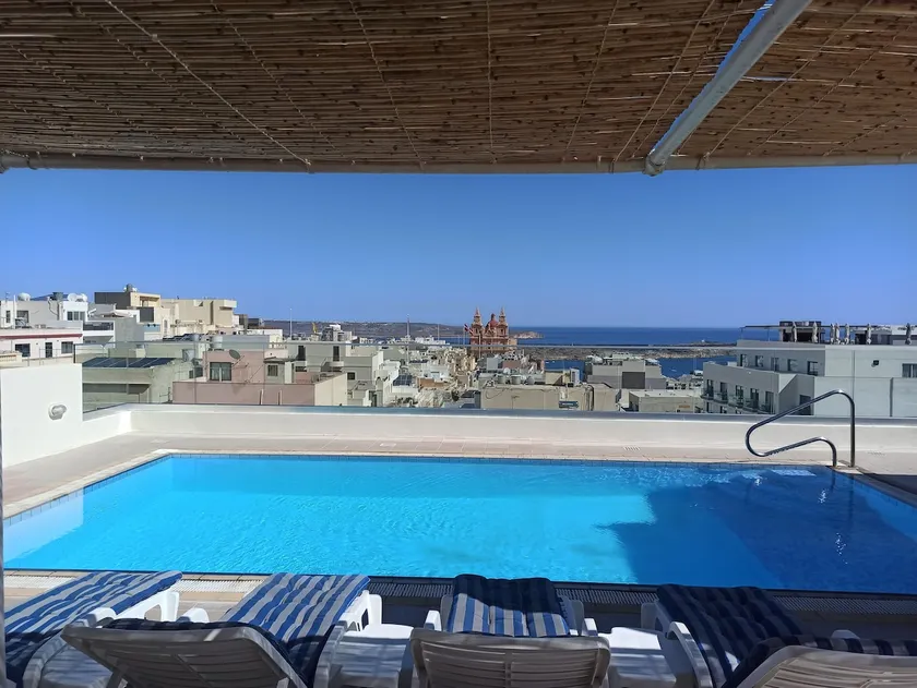 Hilltop Living 6 - Image 1