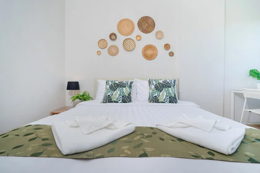 Tropical Modern Style Apartment near Beach - Image 1