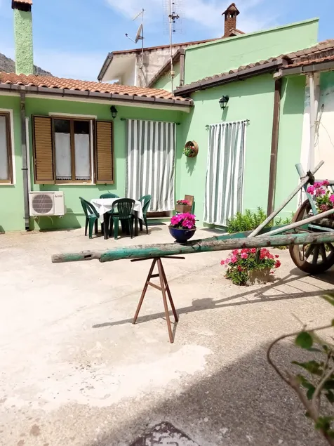 Casa Sanna, National Identification Code IT111021C2000P7222 apartment - Image 1