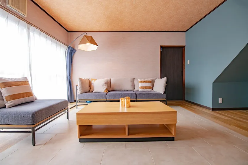 Great location to enjoy Shirahama Beach [Jikukan Tokiwa] Feel the sea breeze and enjoy a relaxing time in a natural living room - Image 1