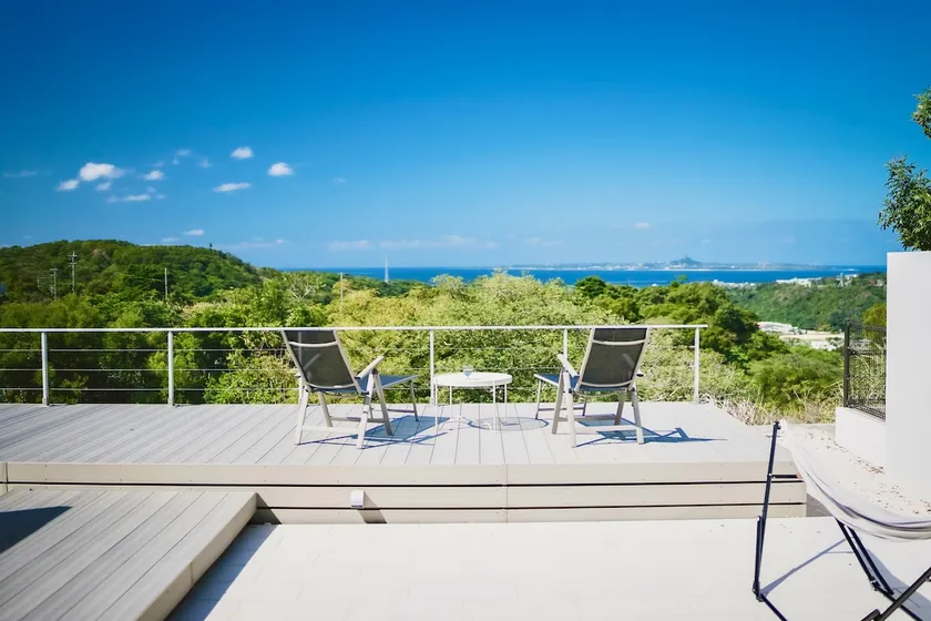15 min to Churaumi | N Okinawa hub | Terrace home - Image 1