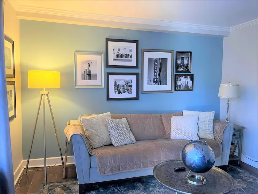 Highland Suite 102 - Image 1
