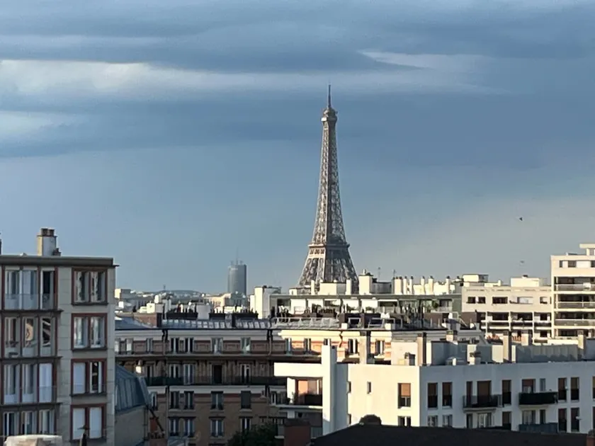 Paris apartment, Eiffel Tower view, quiet, parking - Image 1