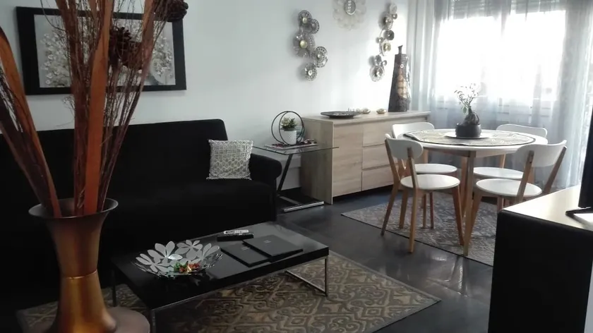 City Center Comfortable Studio Apartment - Image 1