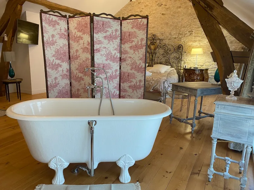 Romantic Cottage and Nordic Bath 1 hour from Paris - Image 1
