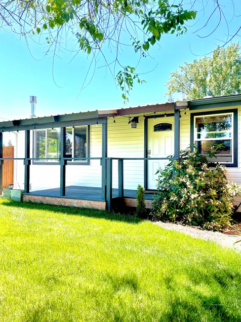 North Spokane Willow Gardens - Image 1