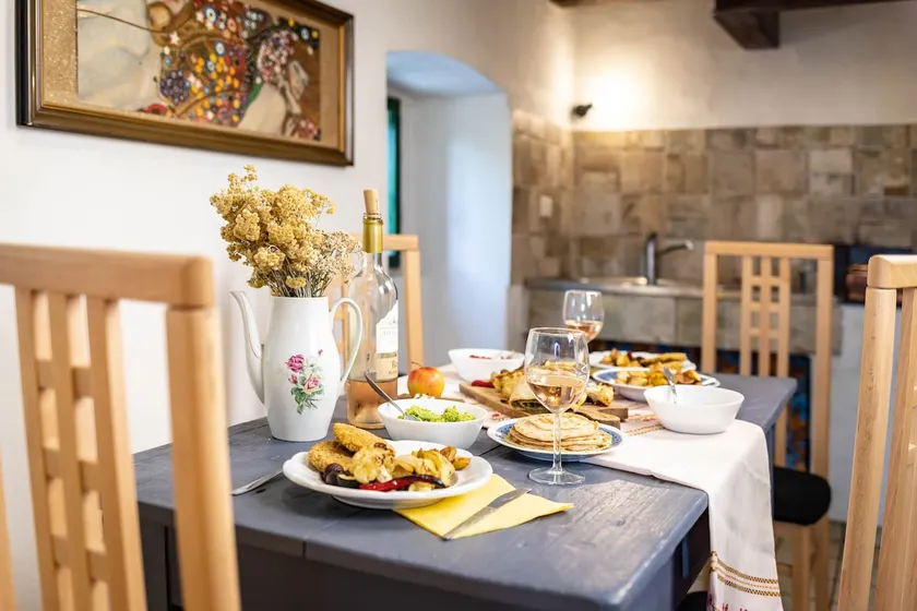 Rose holiday home in tiny Istrian village - Image 1