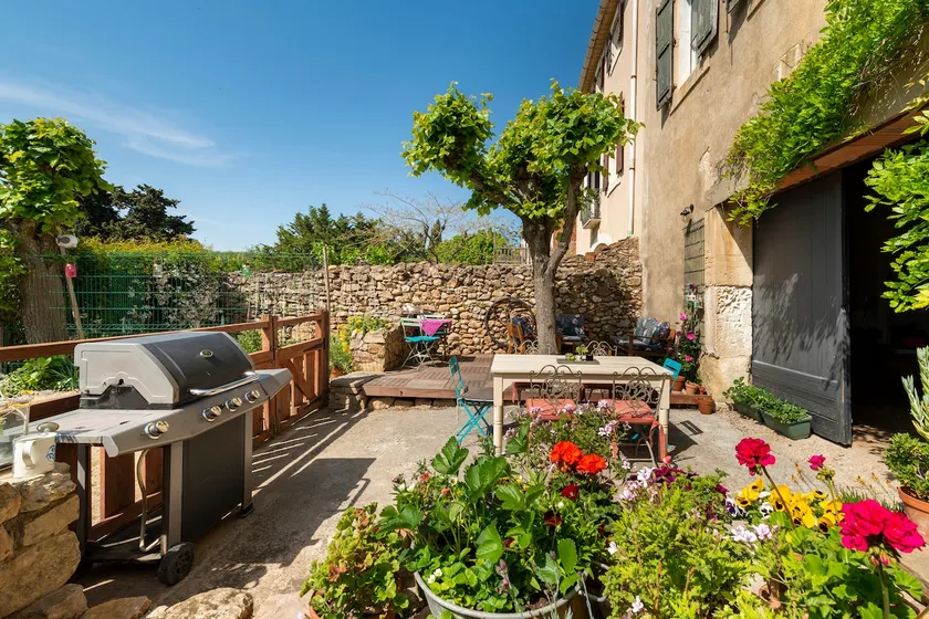 La Calade -character property in beautiful village - Image 1
