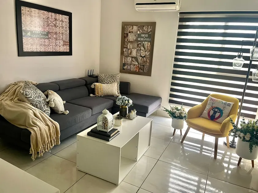 New and modern apartment, in a good location. - Image 1
