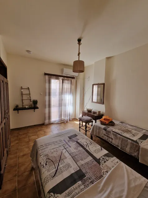 Cozy Kalydna House - Image 1
