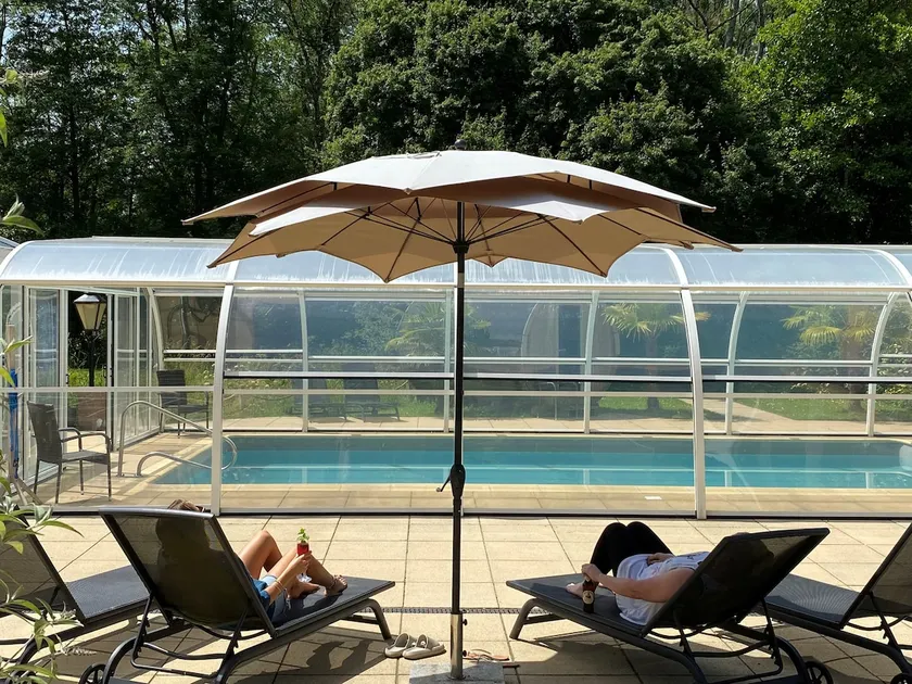 Bright 2-Bed Getaway | Hot Tub • Swimming Pool - Image 1