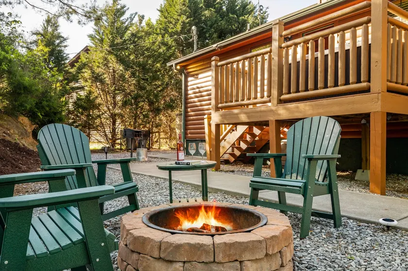 Single-Level Cabin with Hot Tub & Fire Pit - Image 1