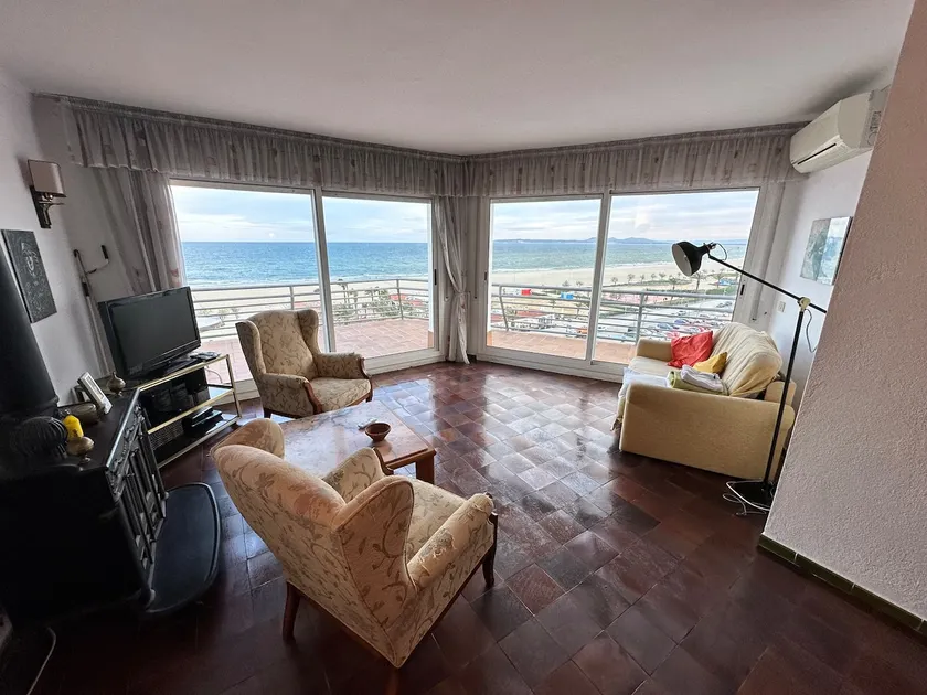 AwayDays - 803 - 8th Floor Apartment with Sea View - Image 1