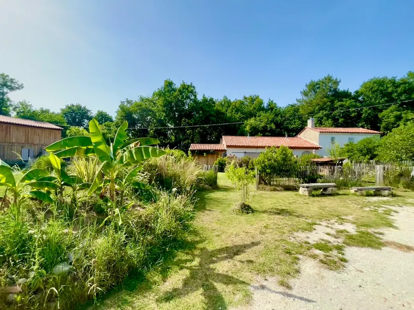 vacation in Les Cercins, accommodation for 12 people - Image 1