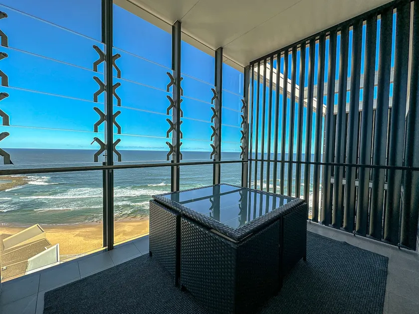 Spectacular Beach Views Penthouse, Newcastle Beach - Image 1
