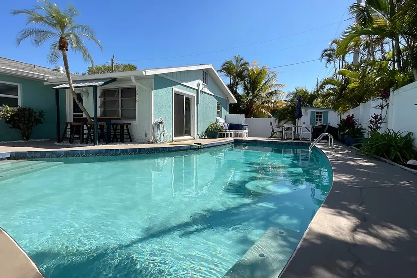 Blue Bungalow B - Image 1