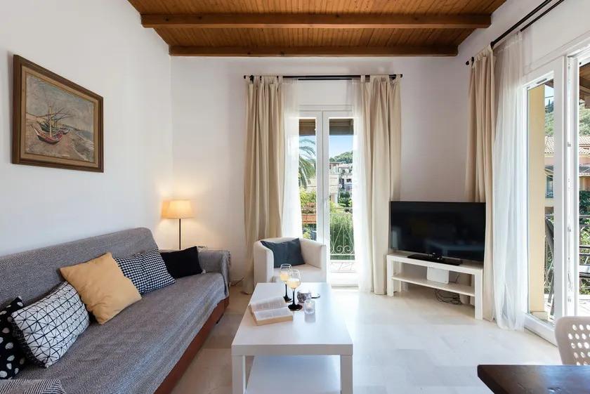 Tati Apartment - Image 1