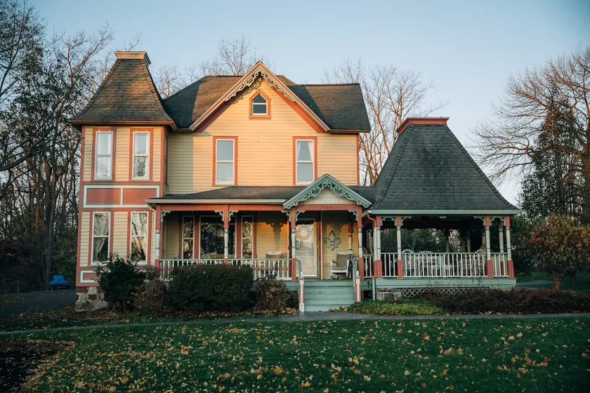 The Painted Lady Sodus Point - Image 1