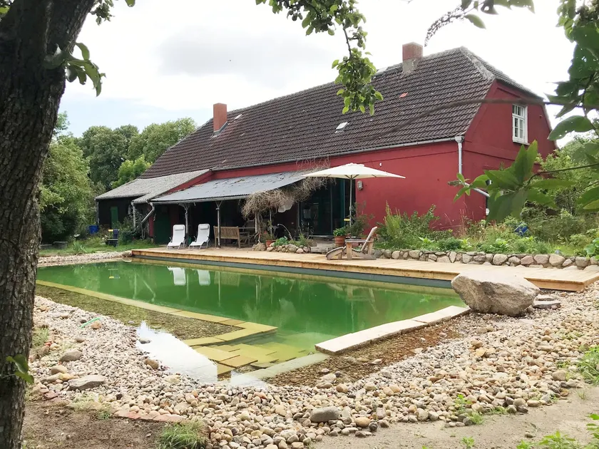Country house with swimming pond, Mecklenburg - Image 1