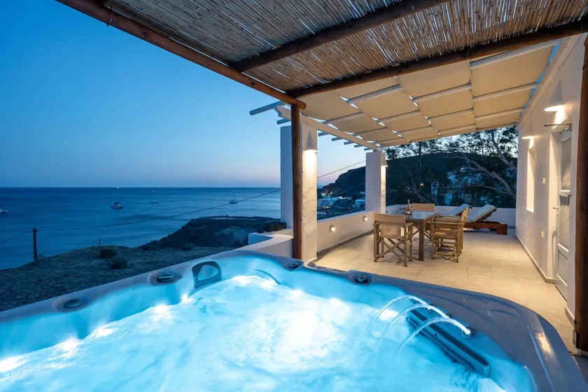 Premium Two Bedroom Villa with Jacuzzi & Sea View - Image 1