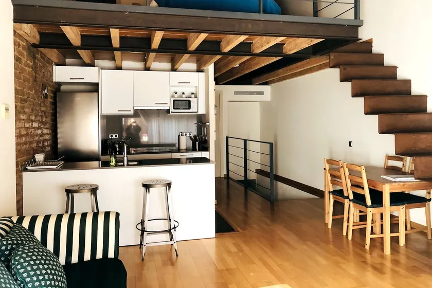 DUPLEX DESIGN CENTER SANT CUGAT DEL VALLEYS - Image 1