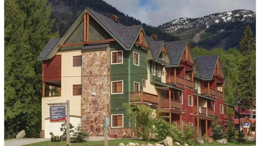 Hillside Hideaway at Red Mountain - Image 1