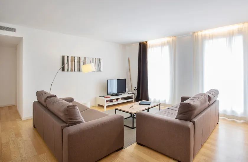 Durlet Beach Apartments - Image 1