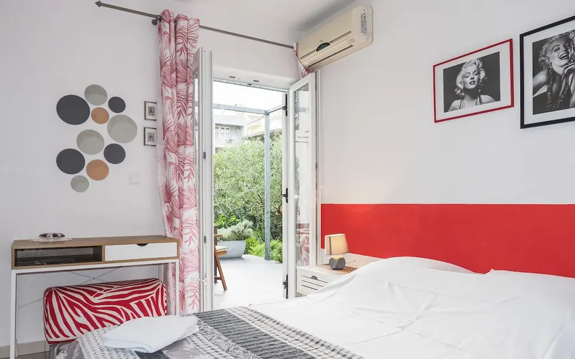 Charming room for 2, BEACH 5min - Image 1