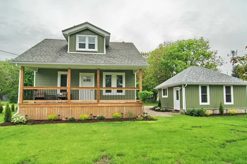 Shores of Erie Guest House - Image 1