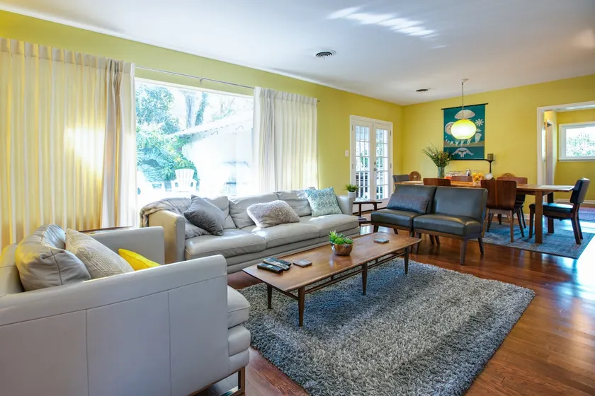 Mid-Century Gem 3BR Home Near FSU, FAMU & Downtown - Image 1
