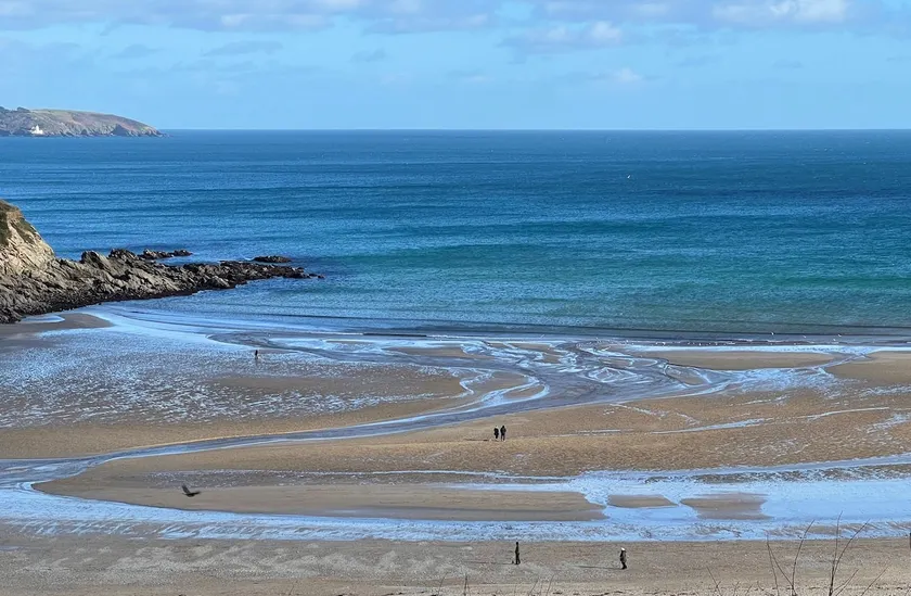 Stunning Seaview Apartment, Heated Pool and Tennis - Image 1