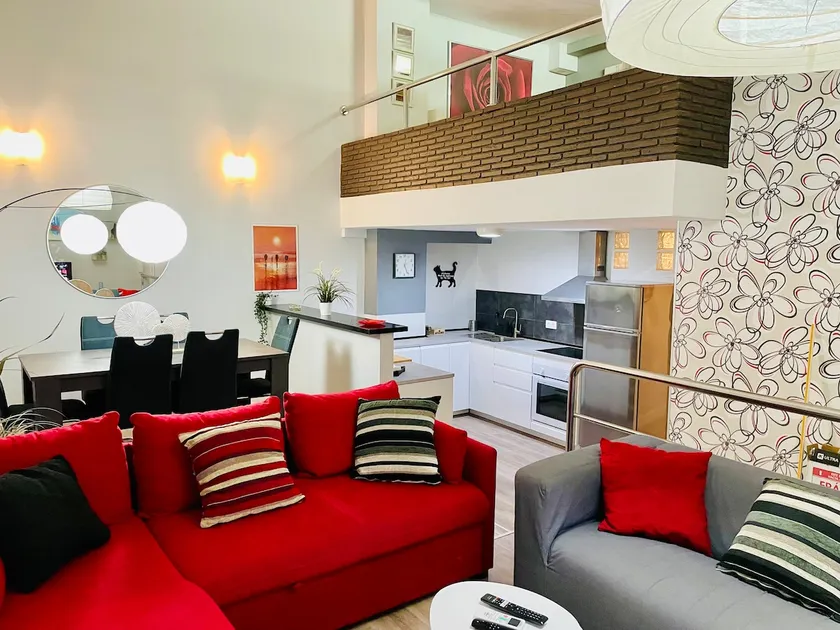 Luxury duplex on the beachfront - Image 1